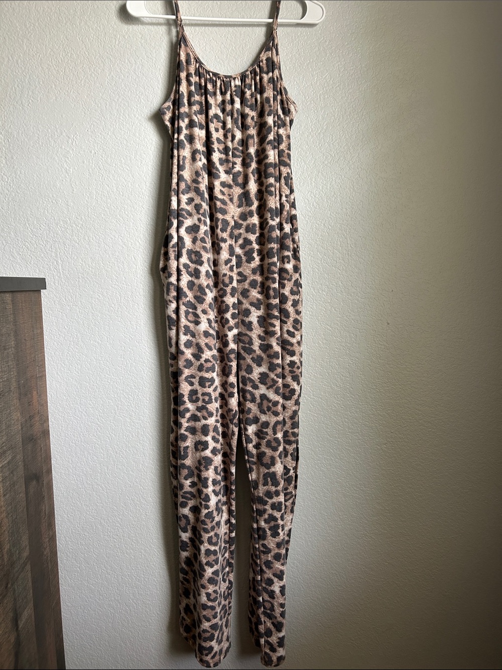 Zenana Outfitters Leopard Print Tank Top - Beige & Brown